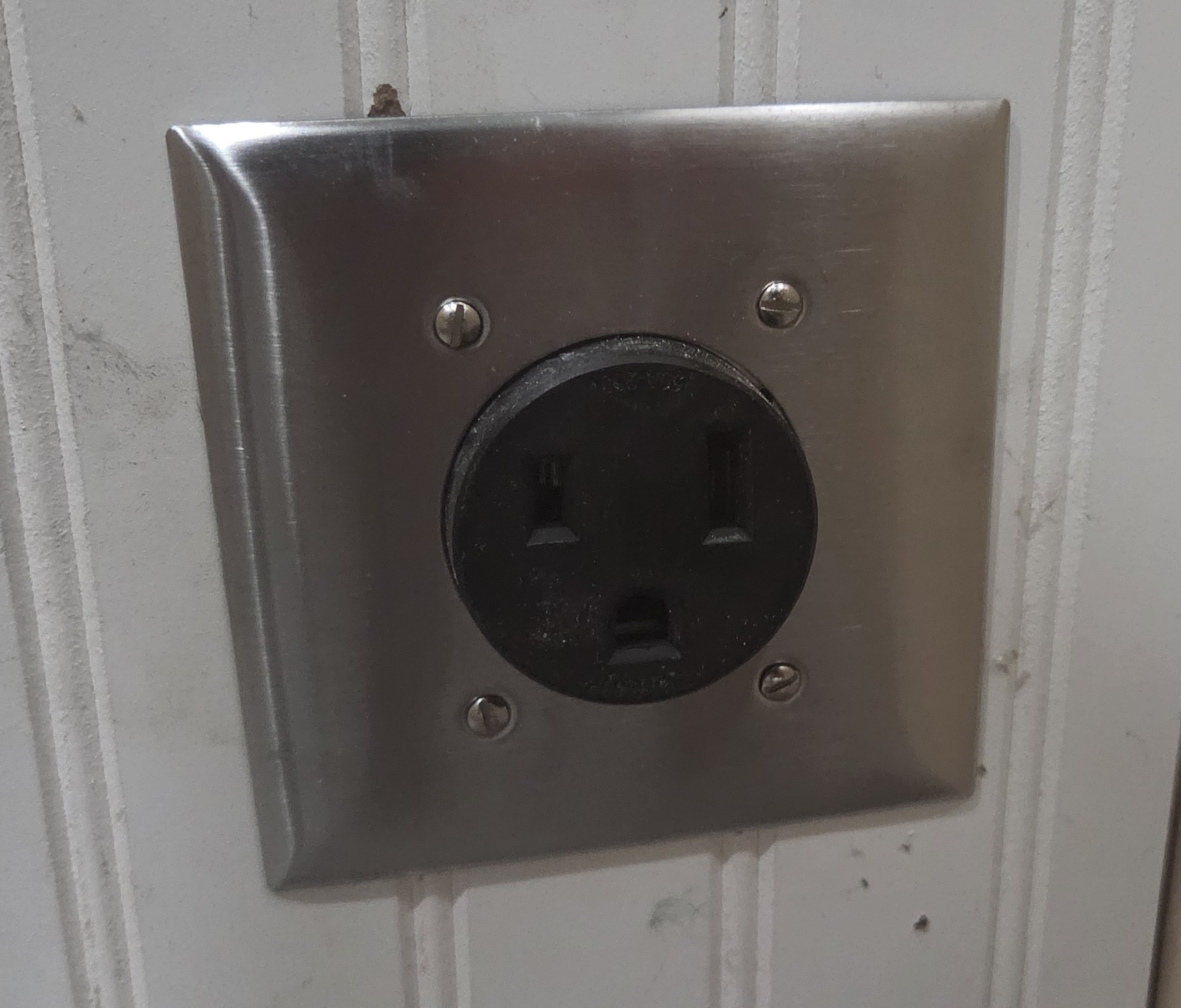 6-50R Outlet